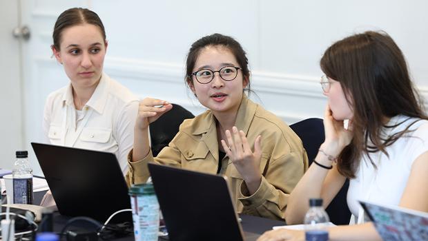 Jung Yu-dam, Student of the Department of German Language and Literature at Incheon National University, Participates in German-Language Session at the 13th Deutsch-Koreanisches Junior Forum 대표이미지